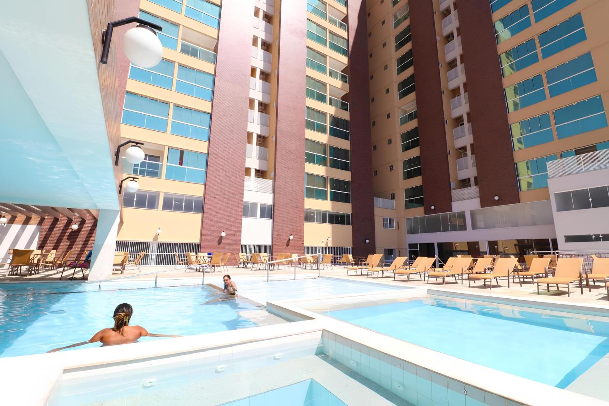 Piazza Diroma Com Acesso Ao Acqua Park Lejlighed Caldas Novas Eksteriør billede