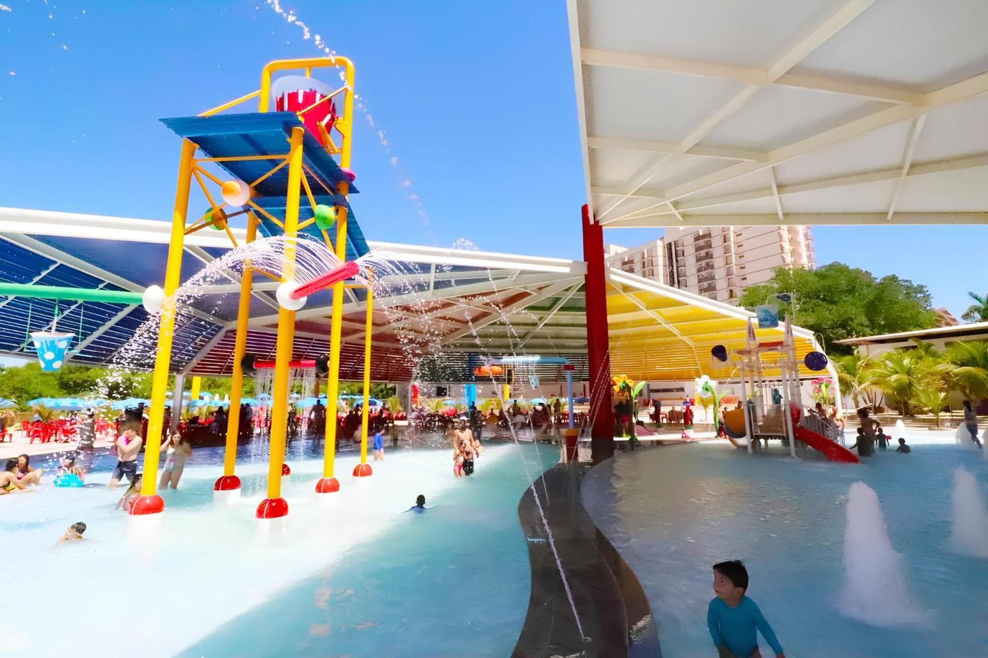 Piazza Diroma Com Acesso Ao Acqua Park Lejlighed Caldas Novas Eksteriør billede